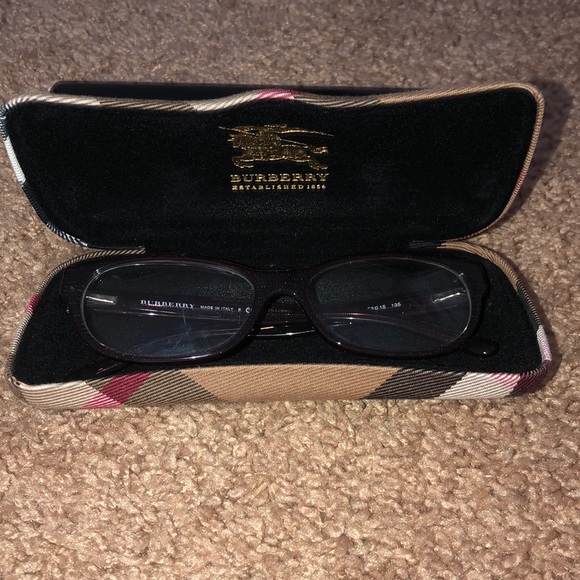 Burberry prescription glass. - Picture 2 of 7
